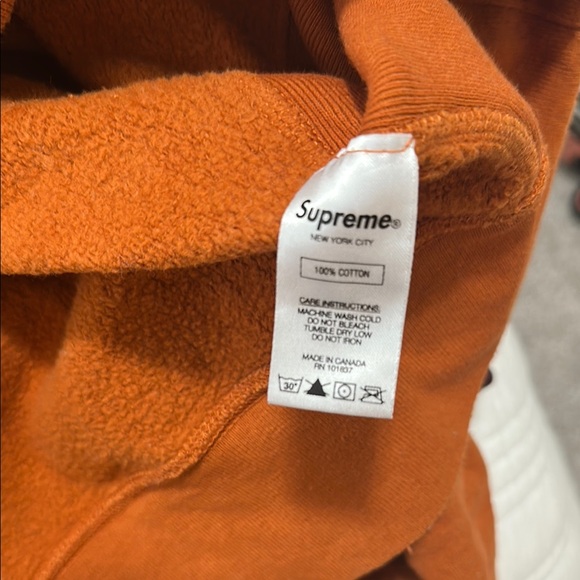 Supreme Orange Hoodie - Medium - Picture 3 of 6